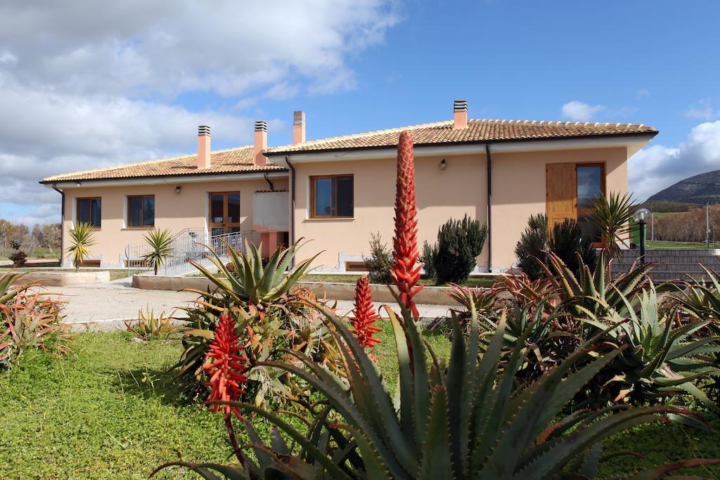 L'Arcobaleno Villa ซานตา มาเรีย ลา ปาลมา ภายนอก รูปภาพ
