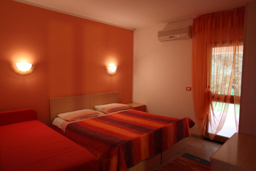 L'Arcobaleno Villa ซานตา มาเรีย ลา ปาลมา ภายนอก รูปภาพ